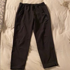 Janji Women’s Transit Tech Pant in Midnight